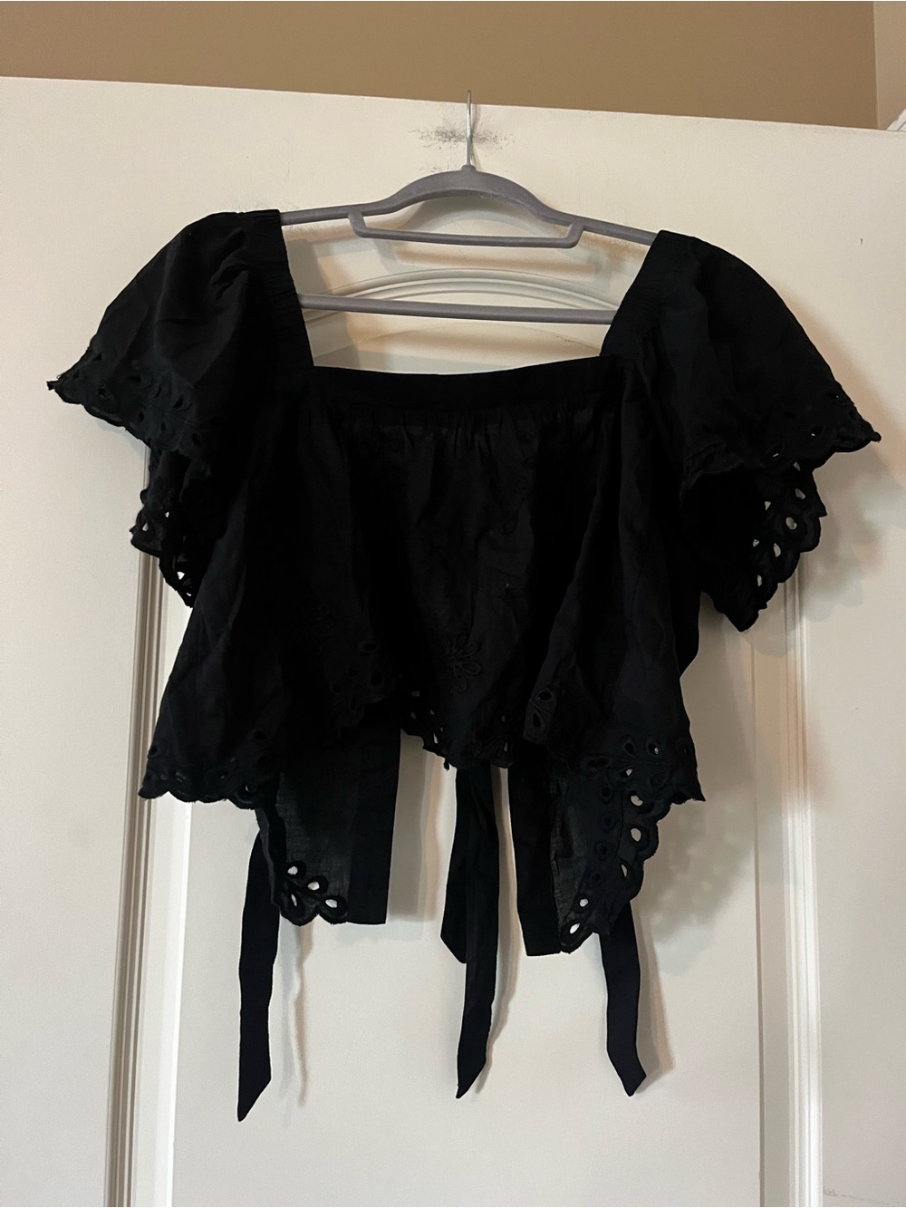 American Eagle Black Top with back tie, Juniors Size Small